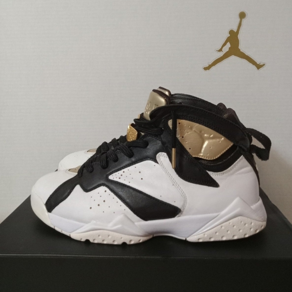 (READ) Jordan 7 Retro "Champagne" Size 9 (2015)